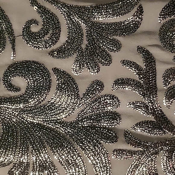 Tank top - Picture 2 of 3